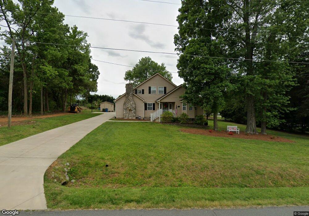 301 Archdale Blvd, Archdale, NC 27263 - photo 1