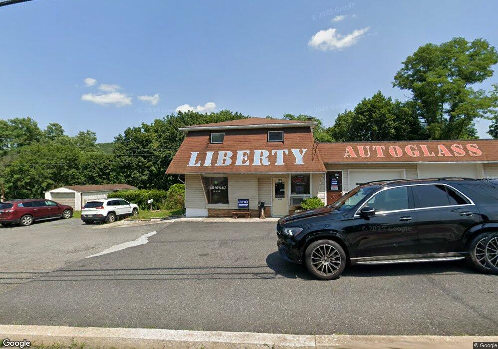 509 N 1st St, Lehighton, PA 18235 - photo 1