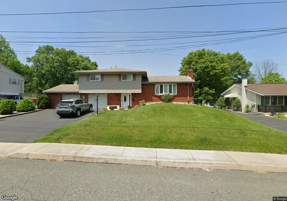 525 Fairview St, Pottstown, PA 19464 - photo 1