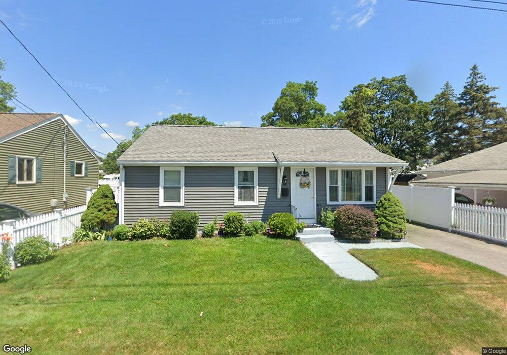 44 Sachem St, Pawtucket, RI 02861 - photo 1