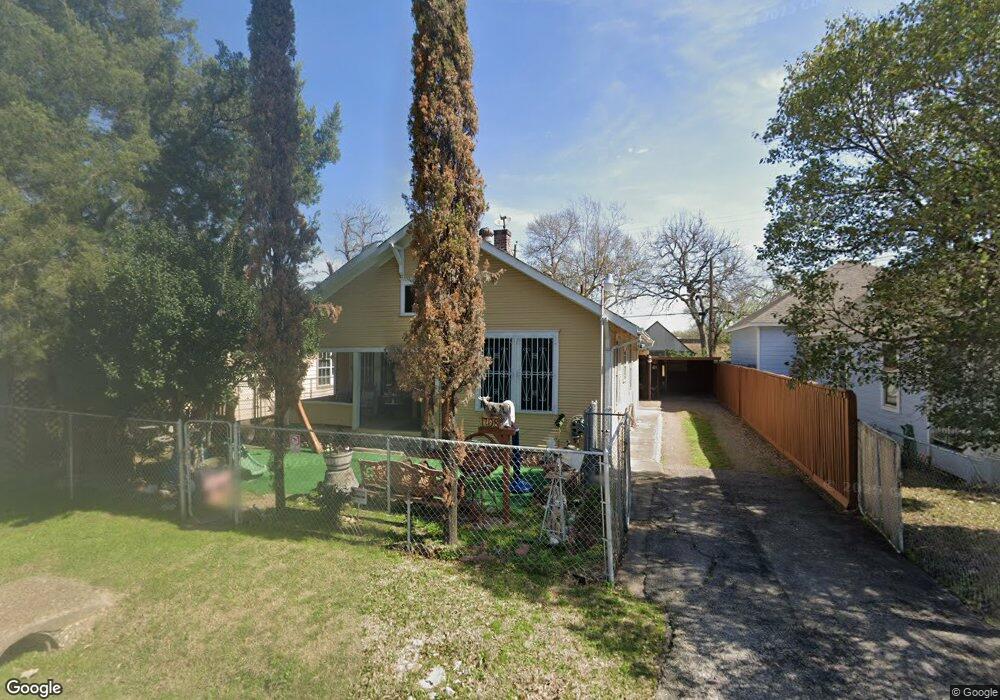 708 Vincent St, Houston, TX 77009 - photo 1