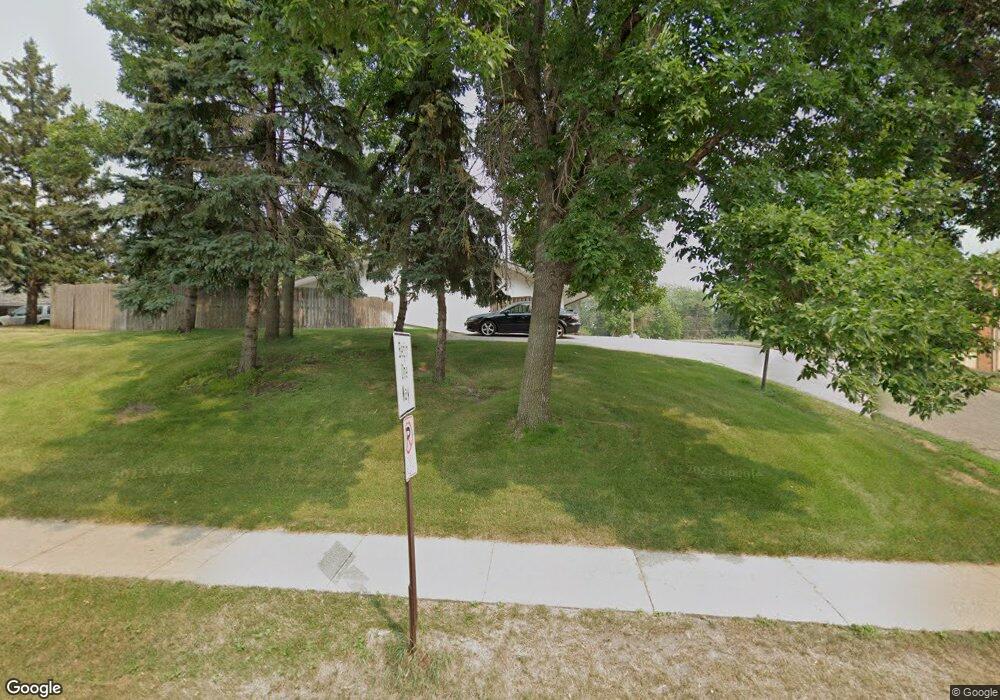 8252 Fremont Ave S, Bloomington, MN 55420 - photo 1