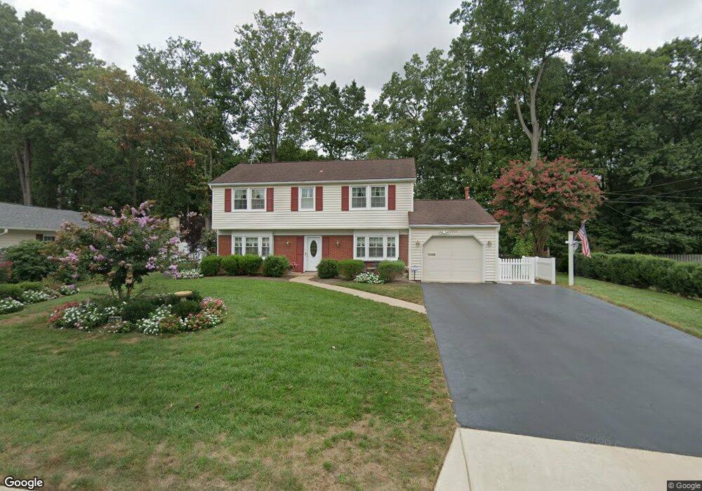 12927 Victoria Heights Dr, Bowie, MD 20715 - photo 1