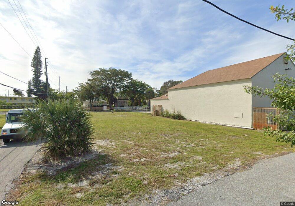 611 27th St, West Palm Beach, FL 33407 - photo 1