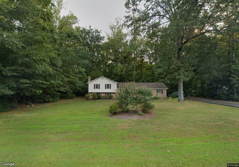 37425 E Lakeland Dr, Mechanicsville, MD 20659 - photo 1