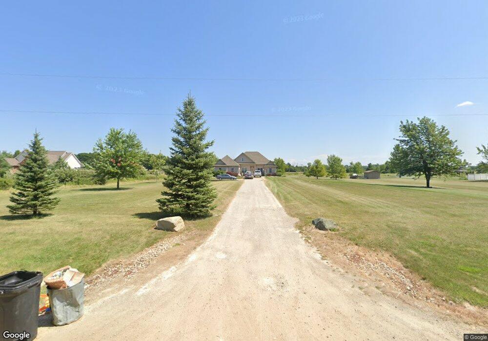 8305 van Vleet Rd, Gaines, MI 48436 - photo 1