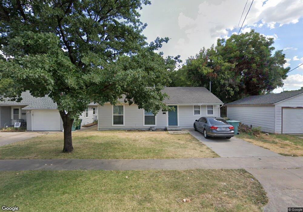 318 W Dexter St, Sherman, TX 75092 - photo 1