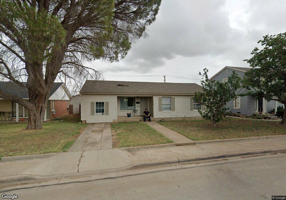 612 W Nobles Ave, Midland, TX 79701 - photo 1
