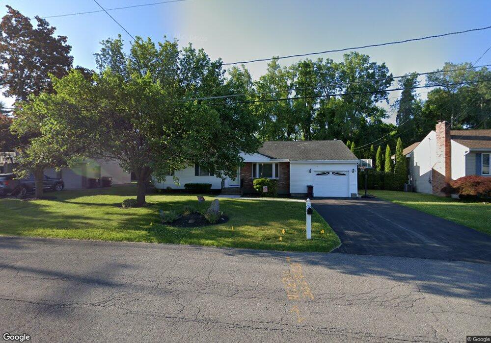 10 Collegeview Dr, Albany, NY 12211 - photo 1