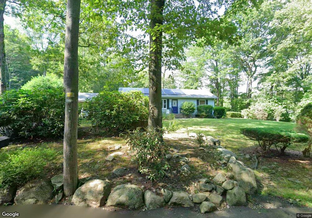 9 Lakeview Dr, Mahwah, NJ 07430 - photo 1