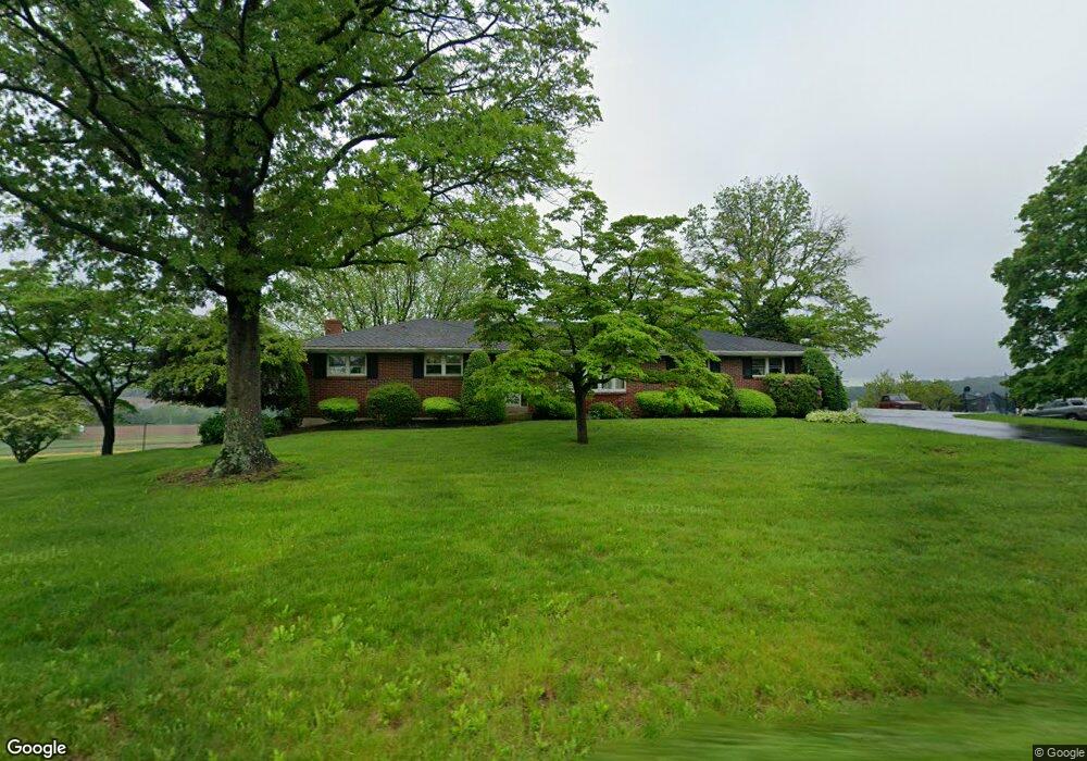 1696 County Line Rd, Bechtelsville, PA 19505 - photo 1