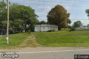 910 W Berry St, Hamilton, MO 64644