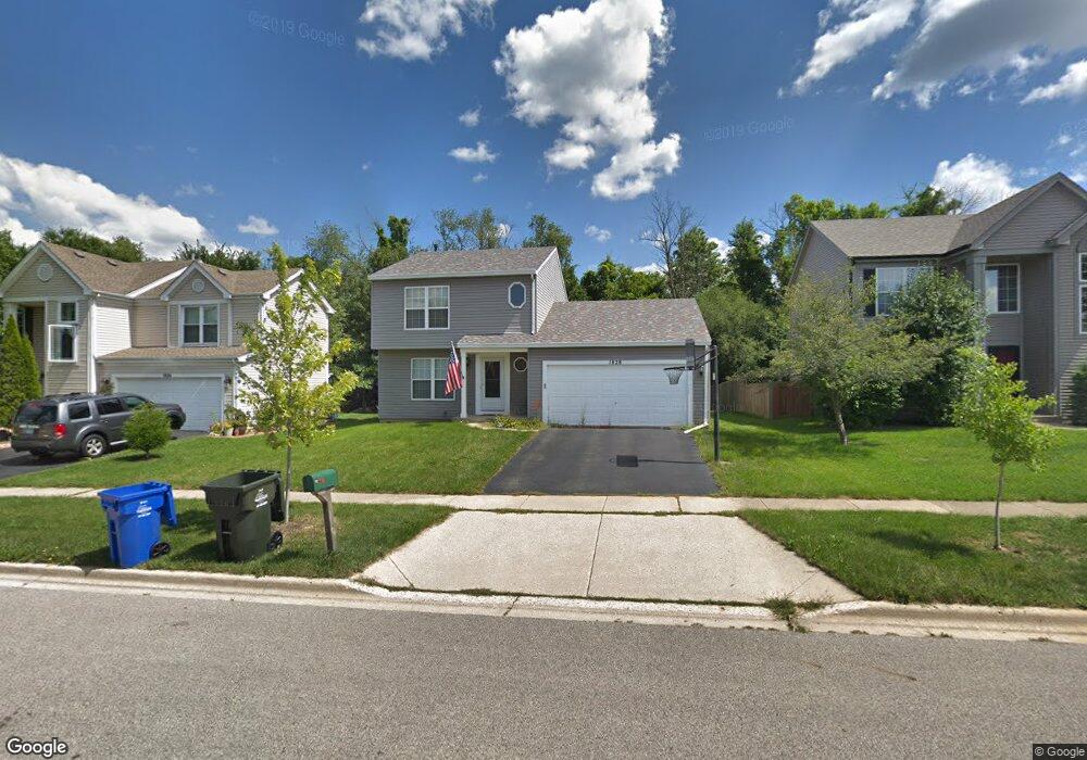 1828 Cambridge Dr, Carpentersville, IL 60110 - photo 1