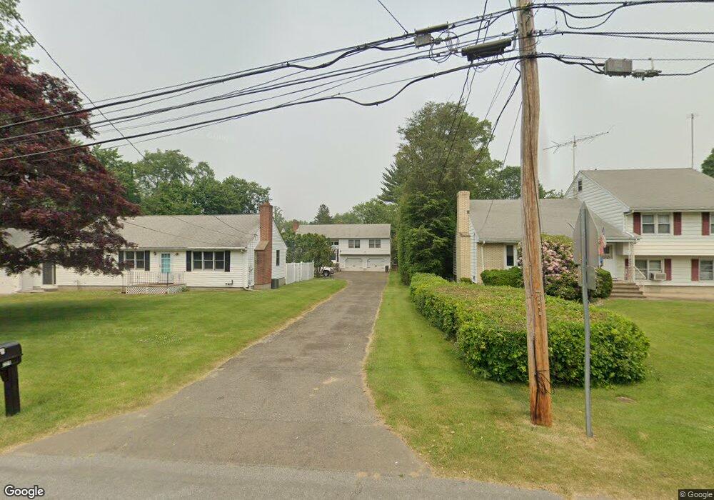 228 Mayfair Rd, Fairfield, CT 06824 - photo 1