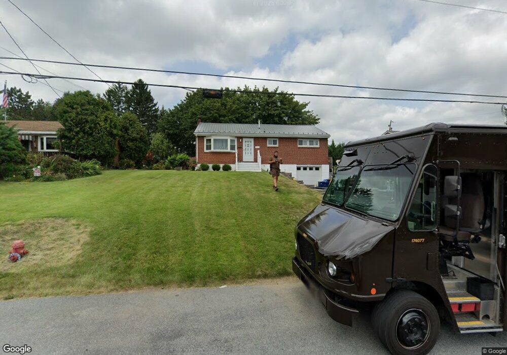 6020 Huntingdon Cir, Harrisburg, PA 17111 - photo 1