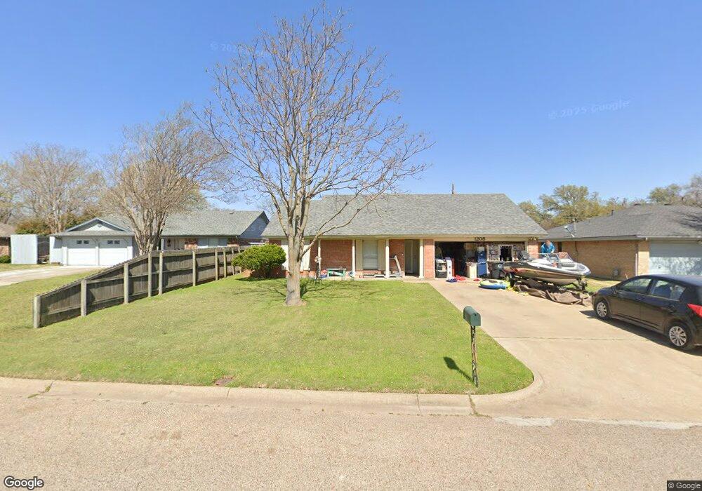 1208 Sheridan Ln, Cleburne, TX 76033 - photo 1
