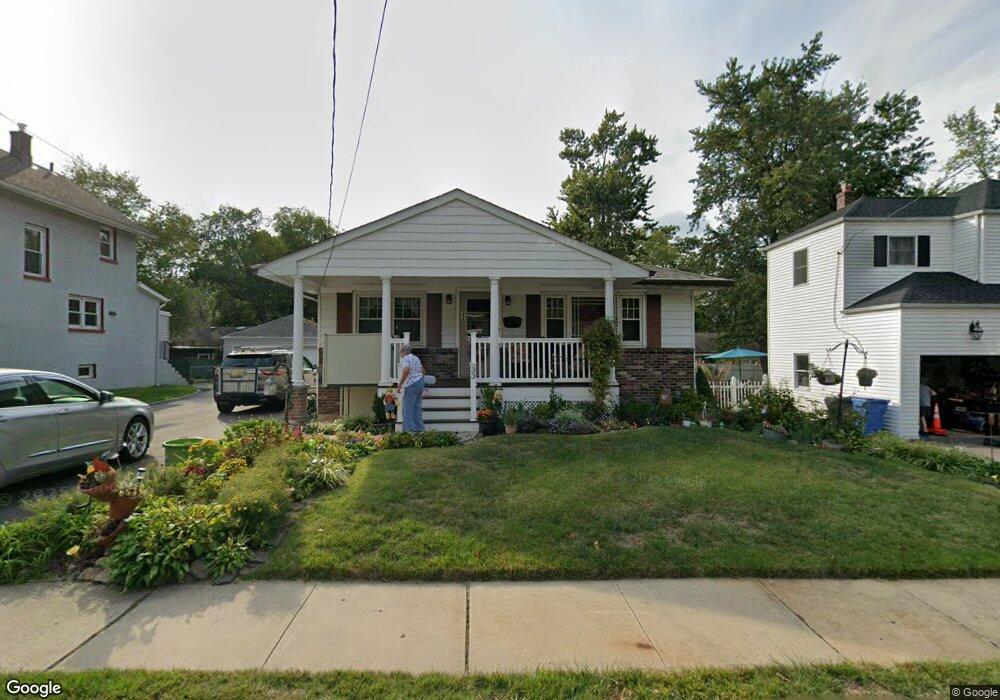 33 Newman St, Metuchen, NJ 08840 - photo 1