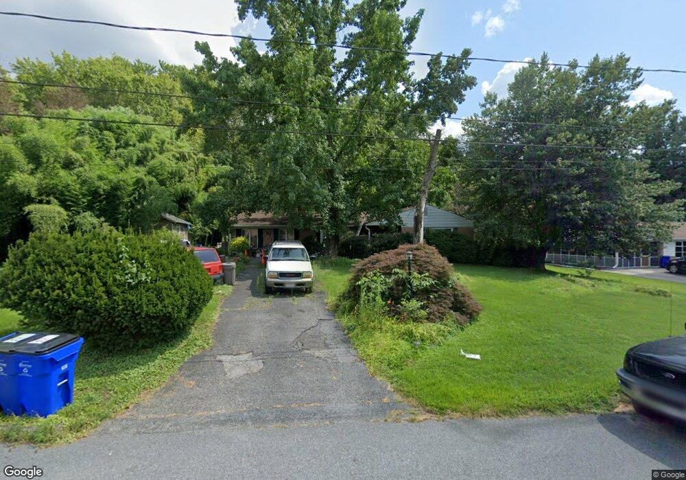 8513 Pineway Dr, Laurel, MD 20723 - photo 1