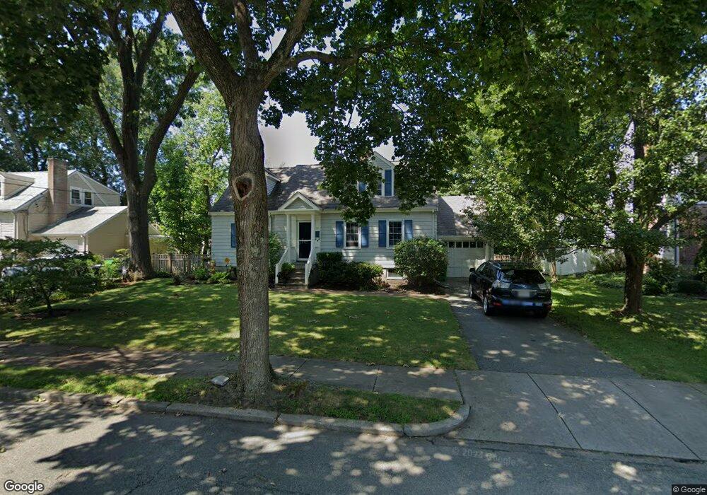 51 Hatfield Rd, West Newton, MA 02465 - photo 1