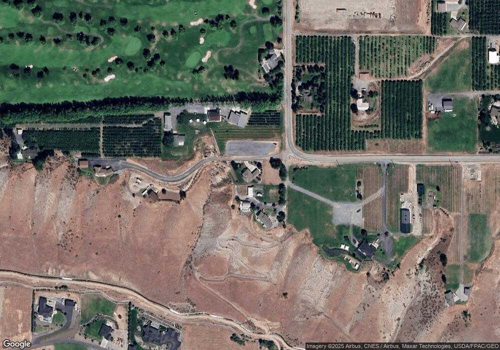 3258 10th St SE, East Wenatchee, WA 98802 - photo 1