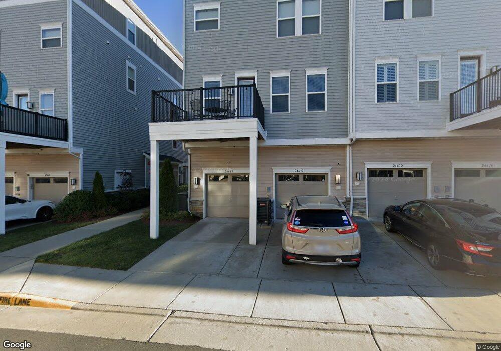 24668 Cable Mill Terrace unit 18, Aldie, VA 20105 - photo 1