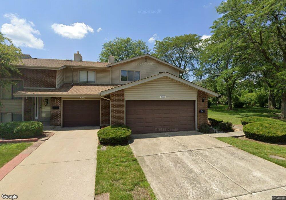 18606 Golfview Dr, Hazel Crest, IL 60429 - photo 1