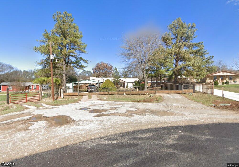 105 Loma Vista Dr, Weatherford, TX 76085 - photo 1