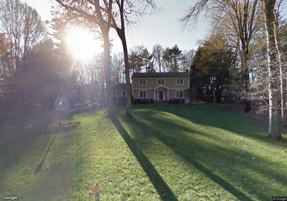 25 Hitchcock Rd, Westport, CT 06880 - photo 1