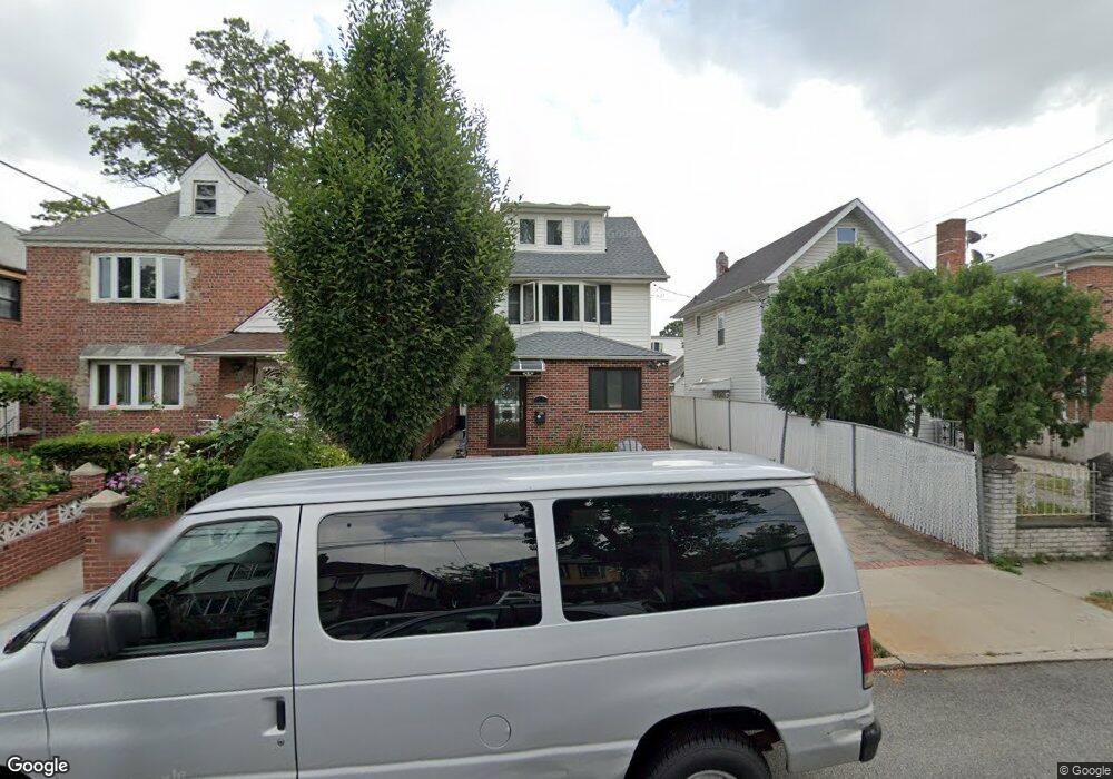 47-09 161st St, Flushing, NY 11358 - photo 1