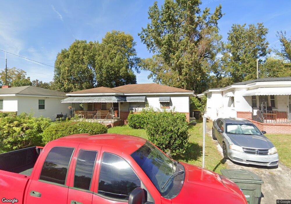 1216 W 42nd St, Savannah, GA 31415 - photo 1