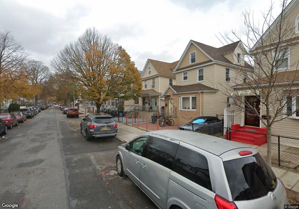 9161 110th St, Richmond Hill, NY 11418 - photo 1