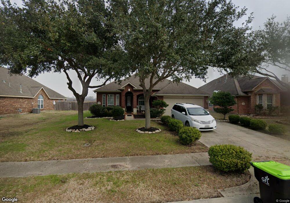 2001 Golden Creek Ln, Richmond, TX 77469 - photo 1