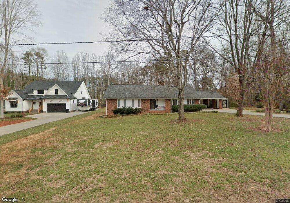 207 Harrison Ln, Gastonia, NC 28056 - photo 1