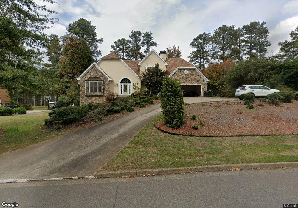 2840 Willow Green Ct, Roswell, GA 30076 - photo 1