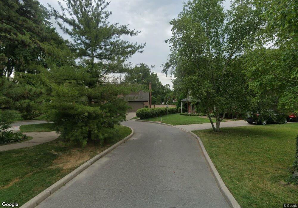 40 Pine Ct, Grosse Pointe Farms, MI 48236 - photo 1