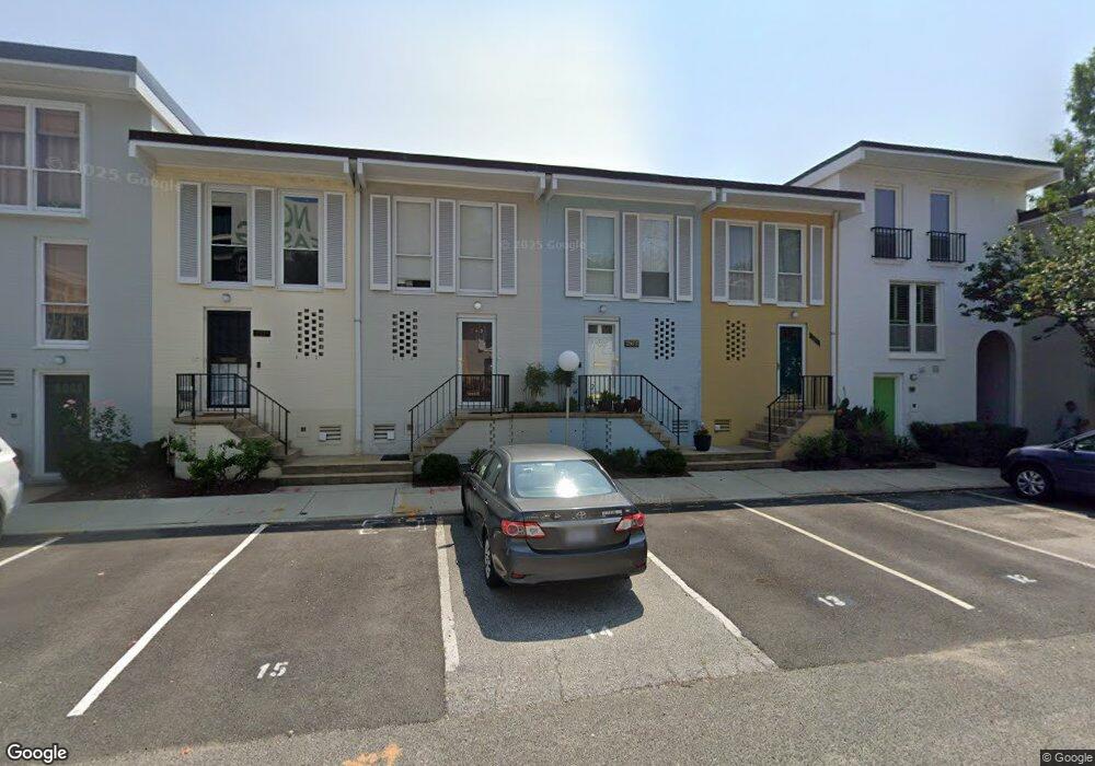 267 G St SW unit 105, Washington, DC 20024 - photo 1