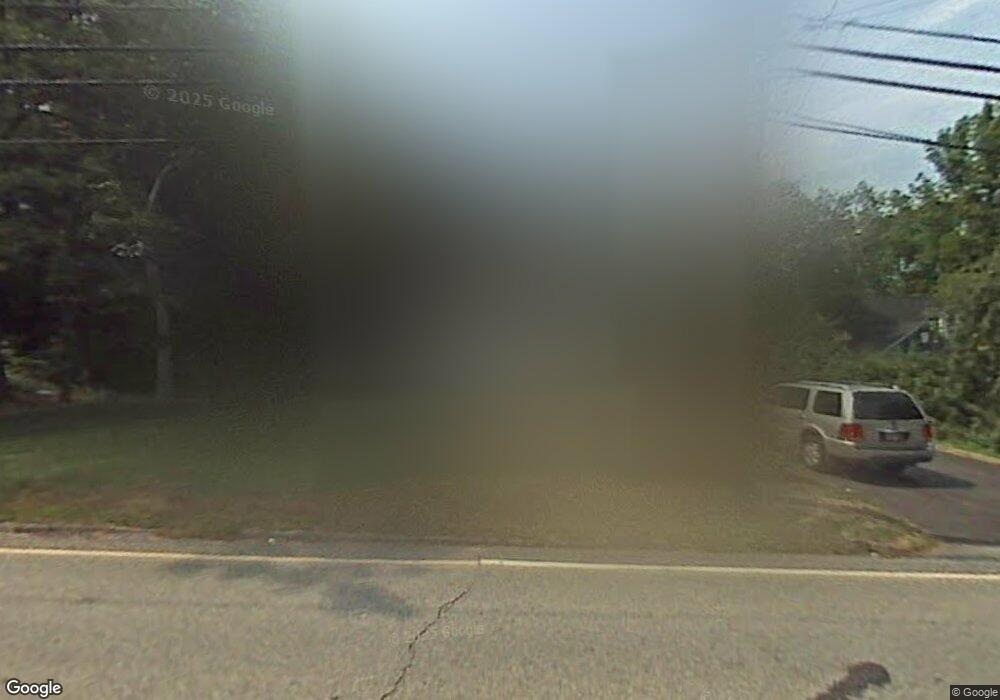 474 Pleasant St, Leicester, MA 01524 - photo 1