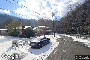 285 W Elkhorn St, Elkhorn City, KY 41522