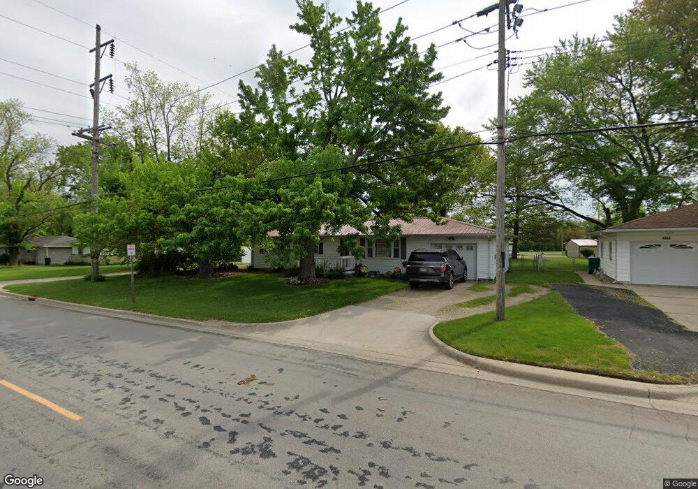 1000 S 6th St, Mattoon, IL 61938 - photo 1