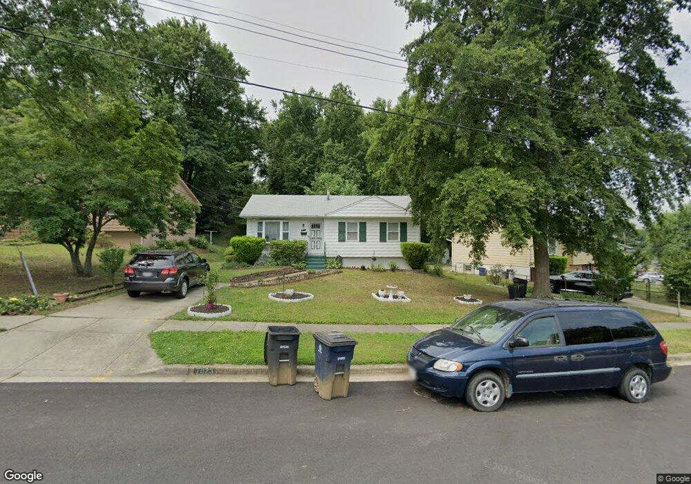 7023 Valley Park Rd, Capitol Heights, MD 20743 - photo 1