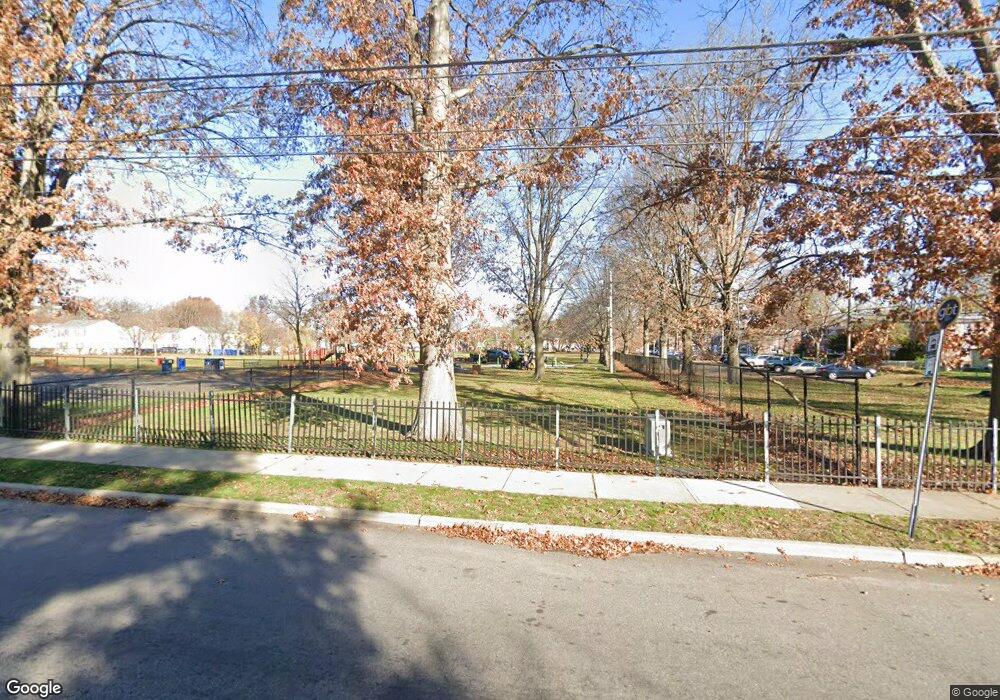 317 Granfield Ave unit 12-D, Bridgeport, CT 06610 - photo 1