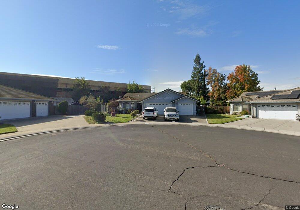 1037 Magrath Place, Manteca, CA 95337 - photo 1