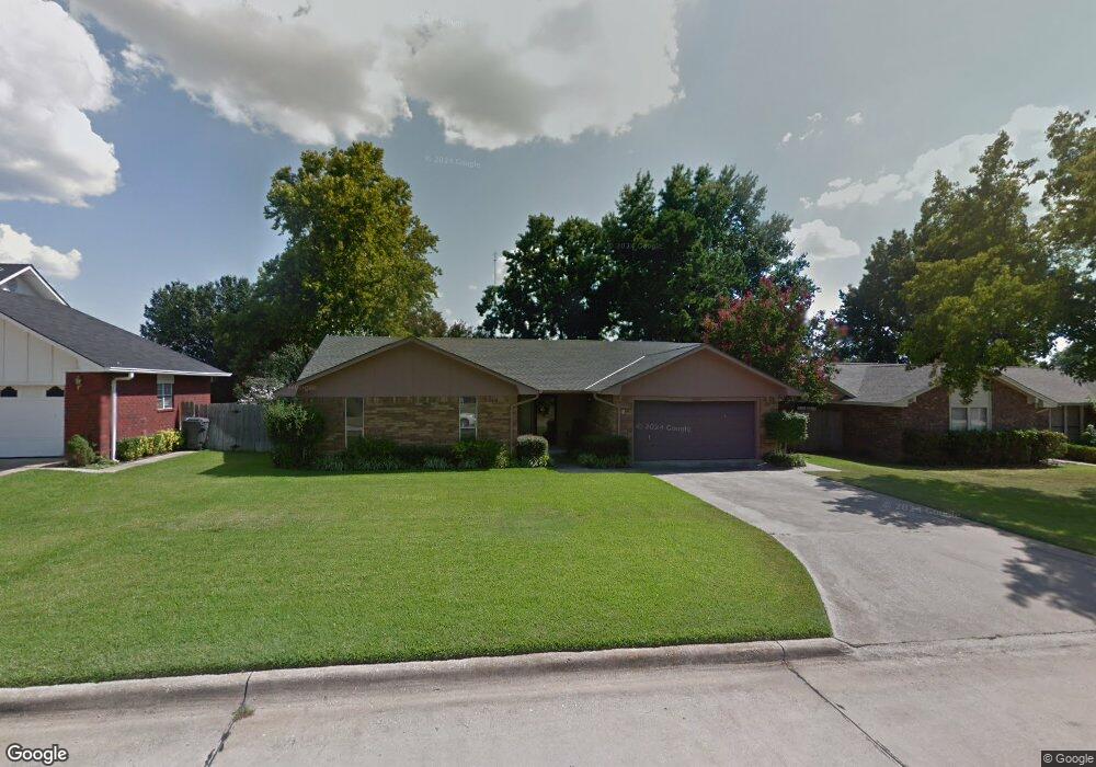 2402 Quail Run Ct, Ardmore, OK 73401 - photo 1