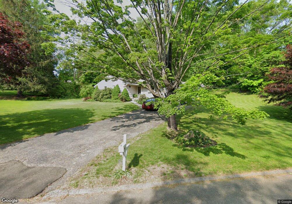 20 Grandview Dr, Trumbull, CT 06611 - photo 1