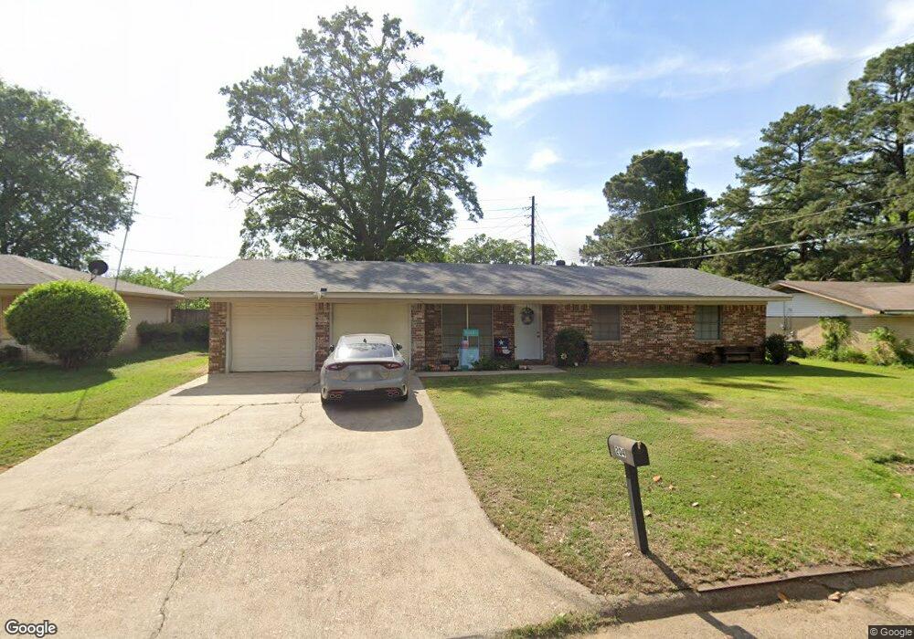 204 New Castle St, Texarkana, TX 75503 - photo 1