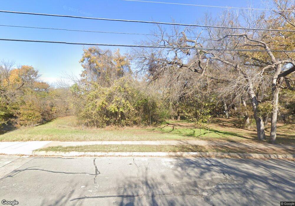 130 E Redbud Dr, Hurst, TX 76053 - photo 1