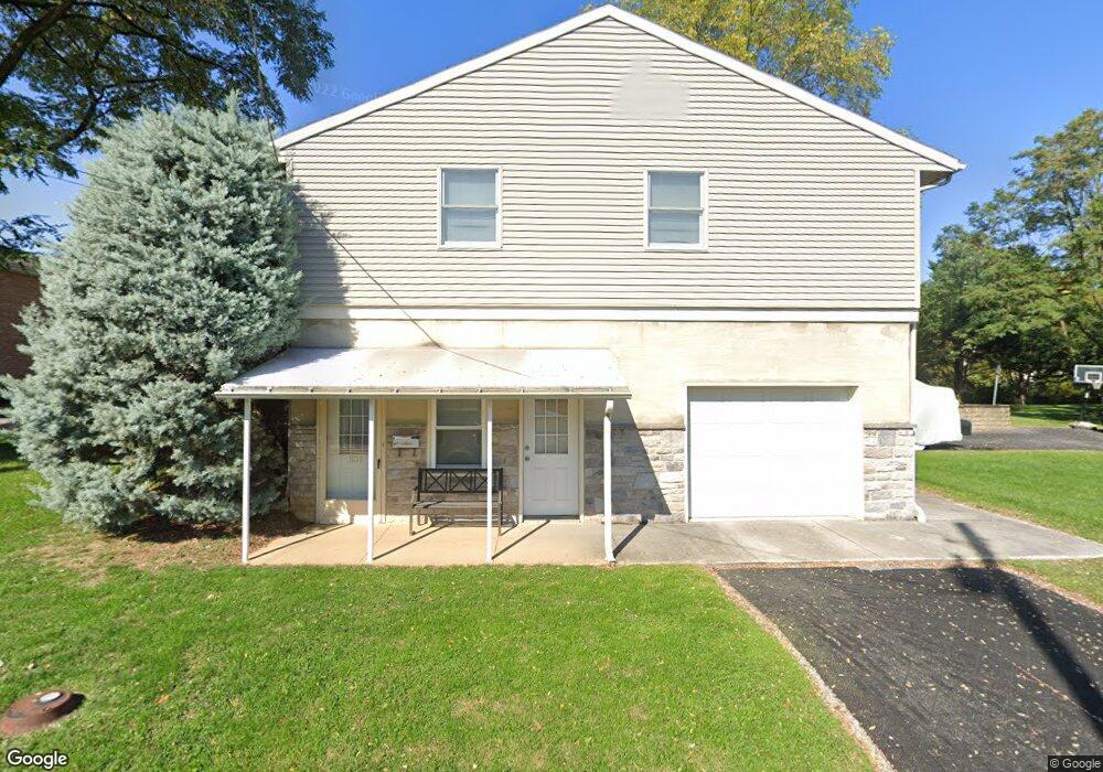 801 Pear St, Lemoyne, PA 17043 - photo 1