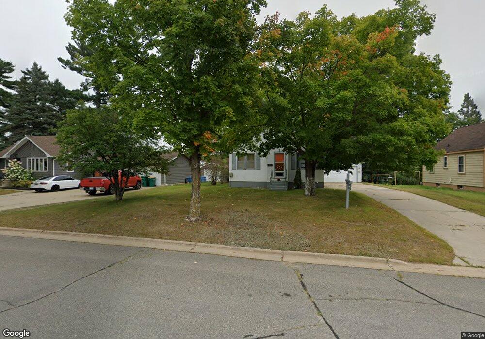 616 SE 1st Ave, Grand Rapids, MN 55744 - photo 1