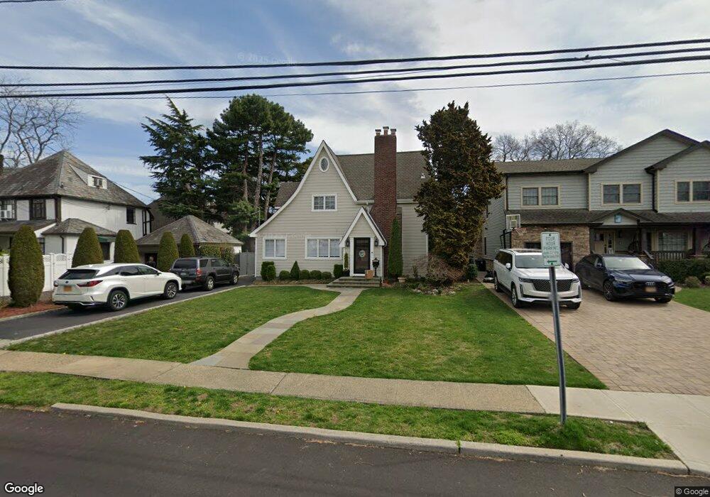 2070 Kirkwood Ave, Merrick, NY 11566 - photo 1