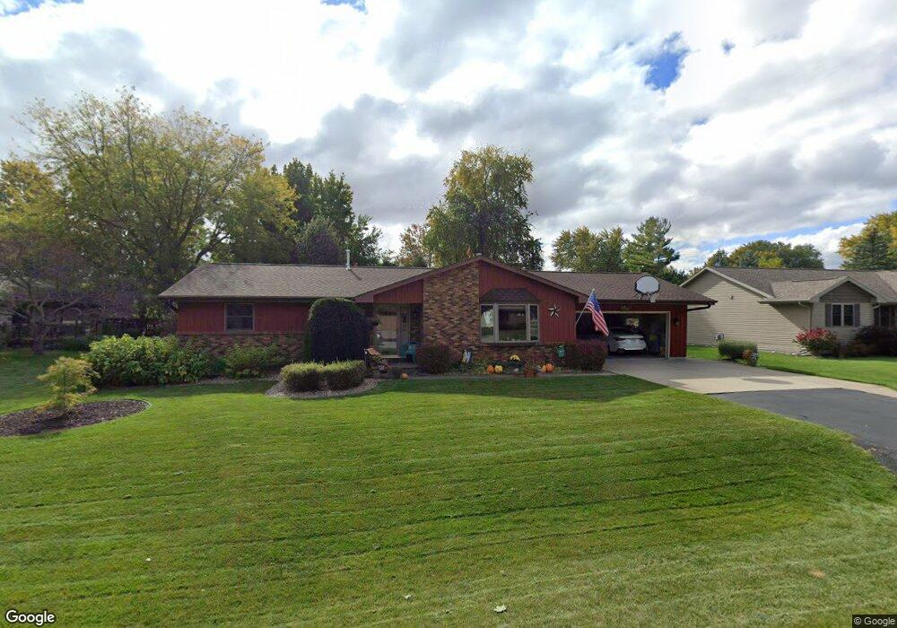3313 W Sunnyview Rd, Appleton, WI 54914 - photo 1